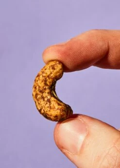 Bio Cashewkerne Mit Olive Und Rosmarin 500 G 9 Bio Cashewkerne Mit Olive Und Rosmarin 500 G -CEREALS HOUSE Geschaft CASOLI 001 004