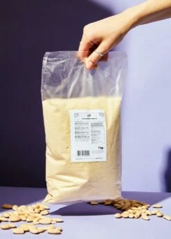 Gemahlene Blanchierte Mandeln 1 Kg -CEREALS HOUSE Geschaft MAND 024 02